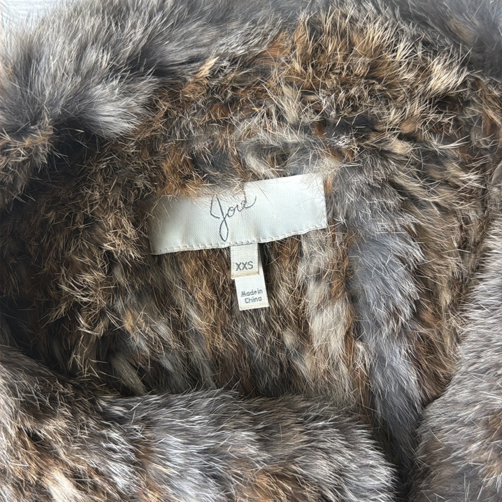 Joie Rabbit Vest - Picture 2 of 2